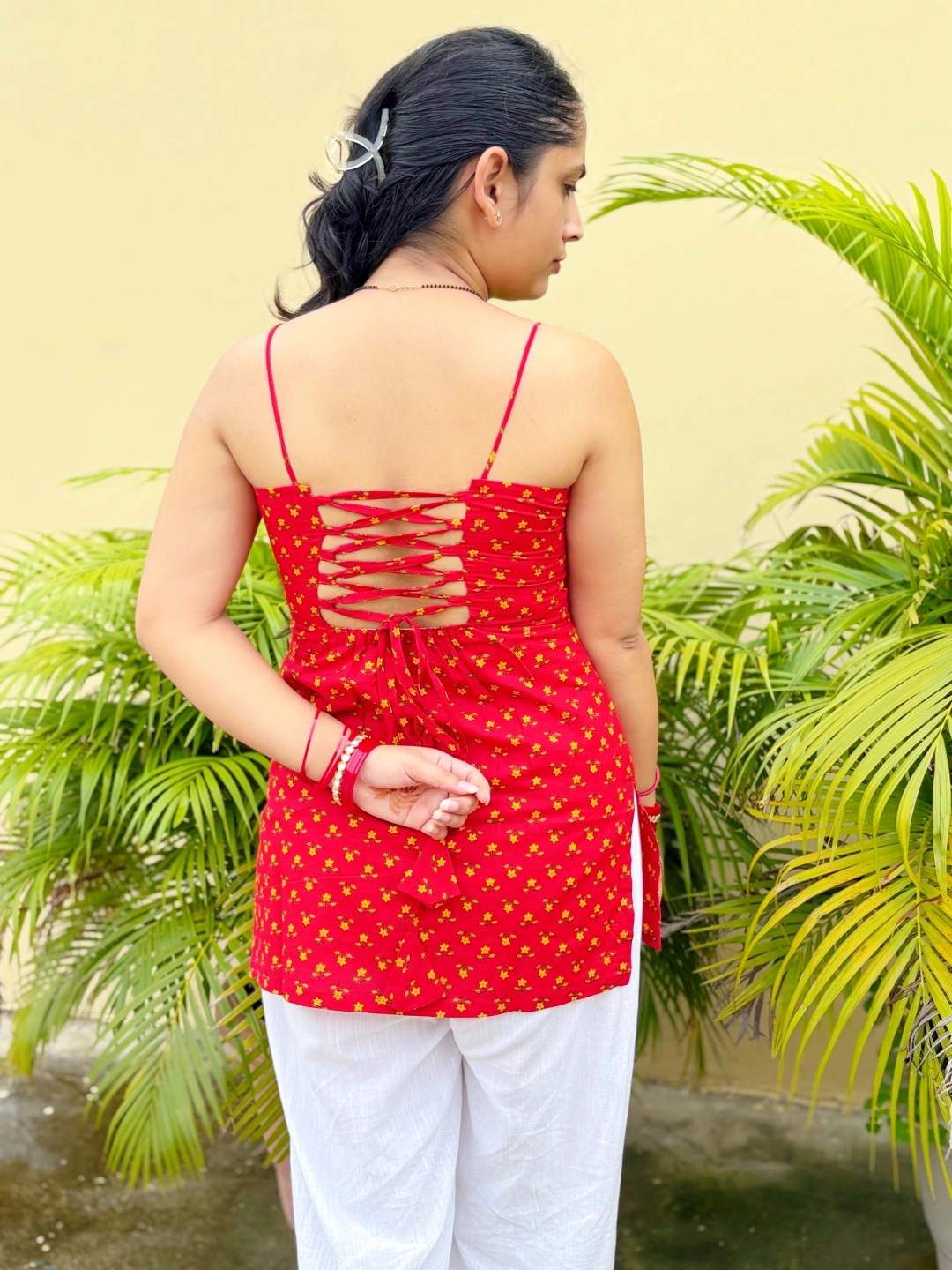 Gulnaar Red Floral Strappy Back-Tie Kurti - Image 2